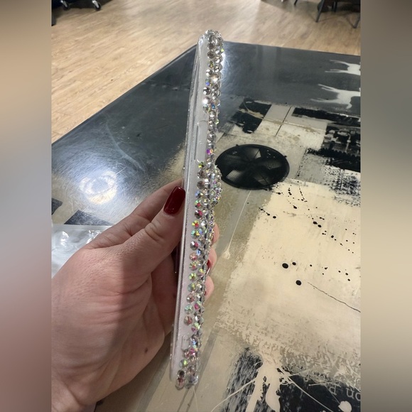 NWT 15 Pro Max Crystal Rhinestone Phone Case - Silver - Picture 3 of 5